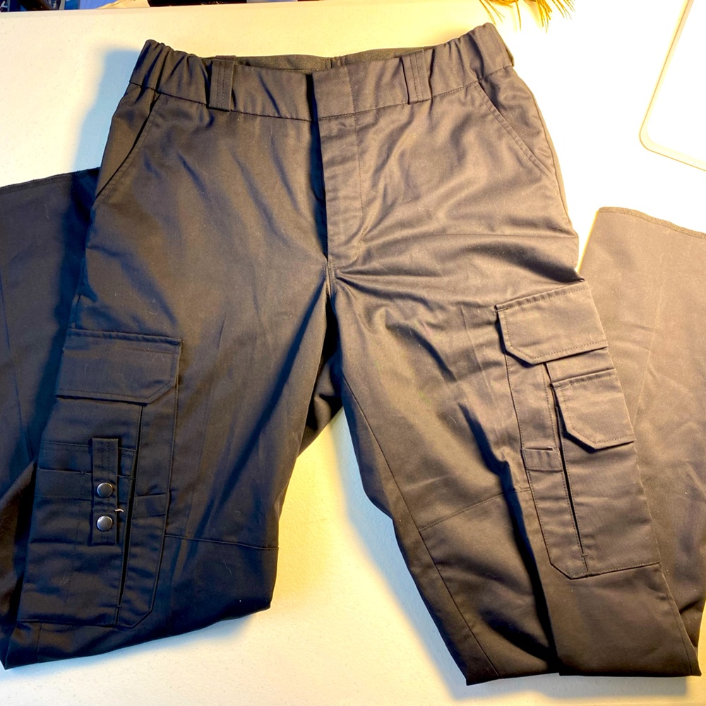 Elbeco cargo pants size women’s 10